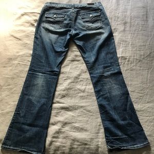 YMI boot cut jeans in size 11